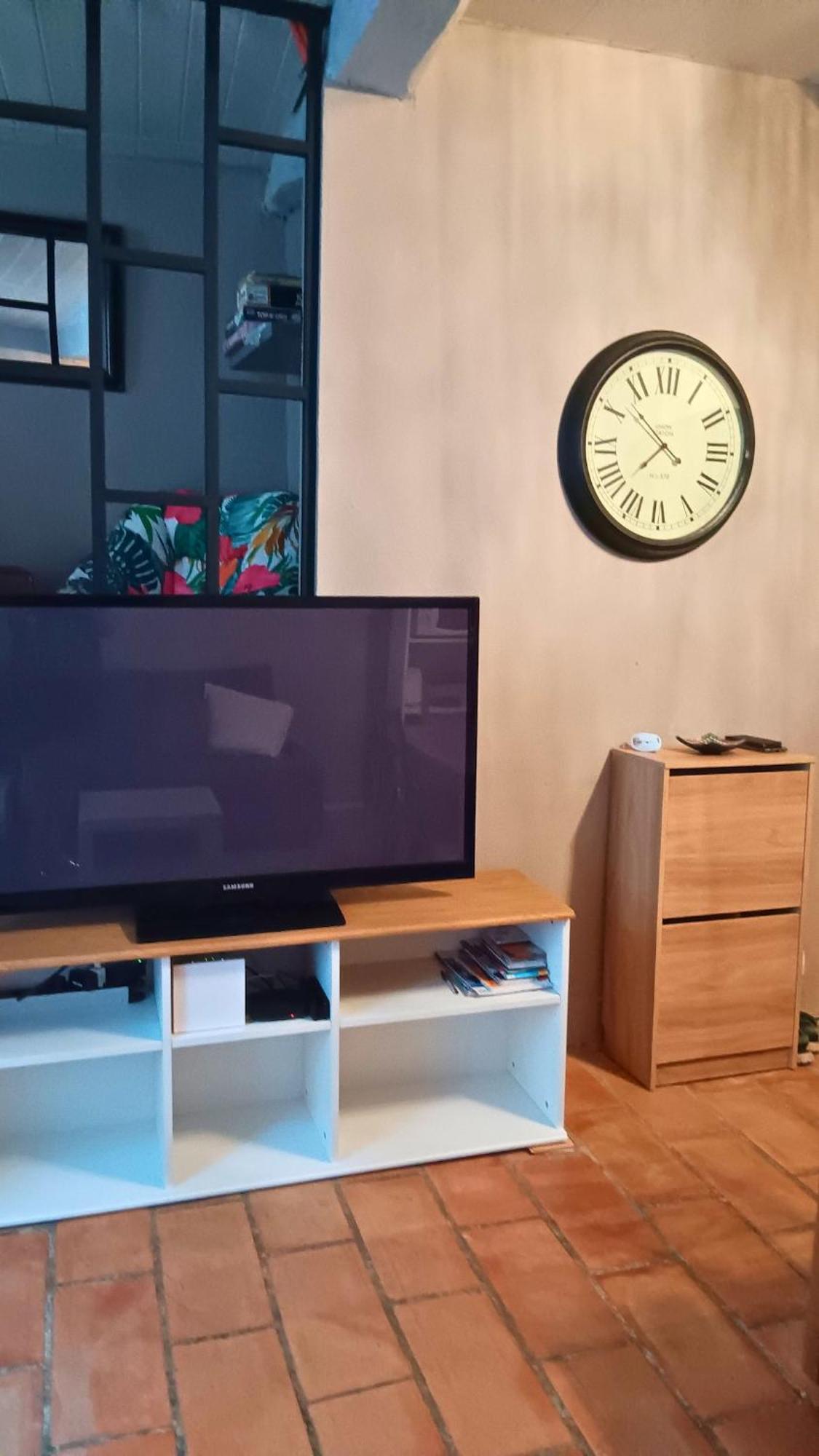 Appartement Pour 4 Personnes Dans Une Rue Tres Calme Saint-Laurent-le-Minier Εξωτερικό φωτογραφία