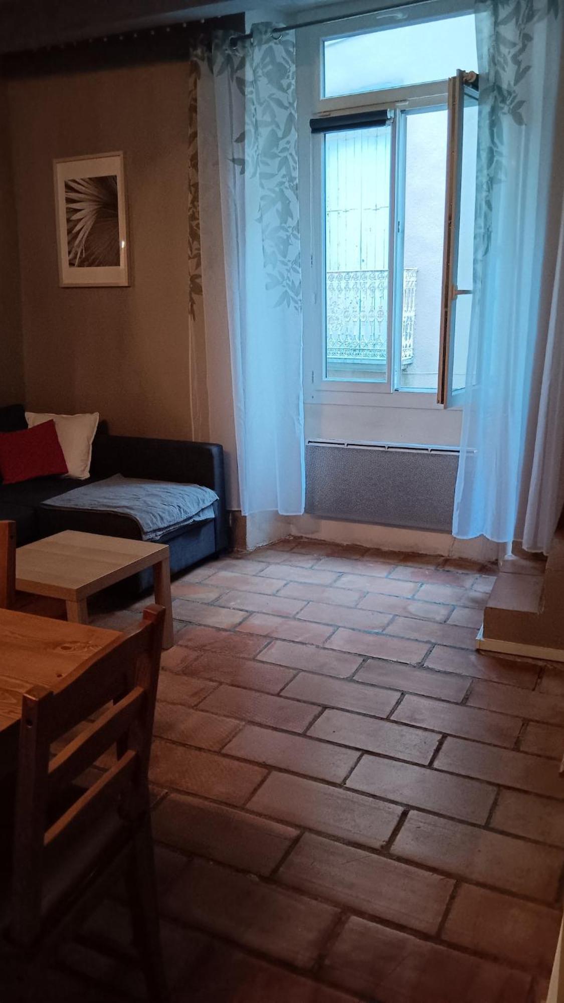 Appartement Pour 4 Personnes Dans Une Rue Tres Calme Saint-Laurent-le-Minier Εξωτερικό φωτογραφία